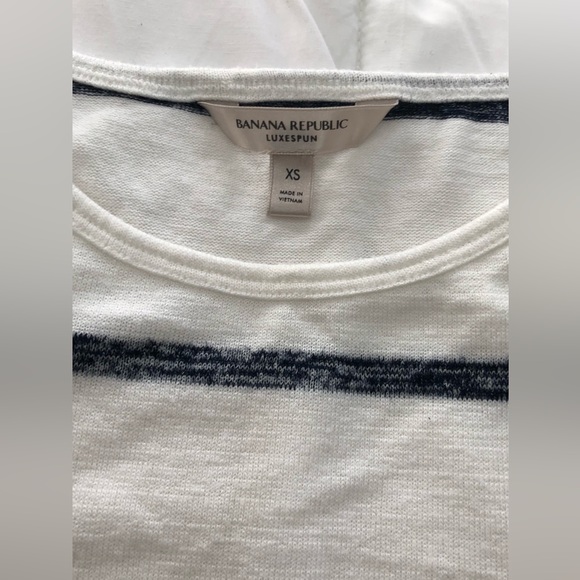 Banana Republic luxespun Top - Picture 4 of 5